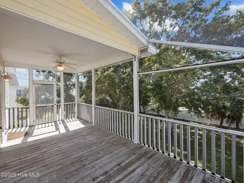 105 Everette Court Newport NC 28570