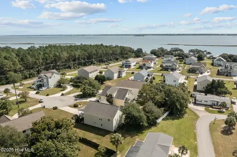 105 Everette Court Newport NC 28570