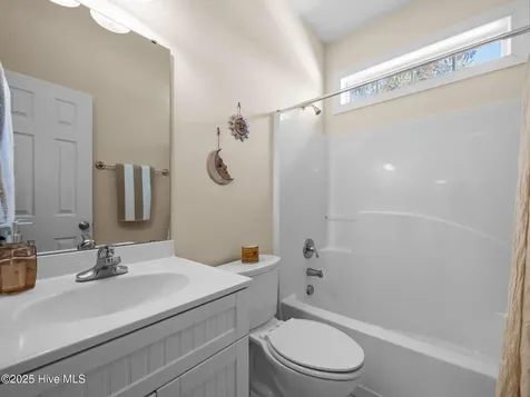 105 Everette Court Newport NC 28570