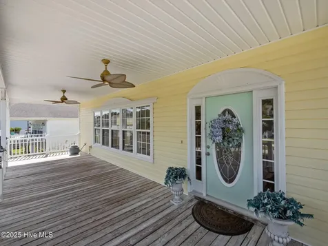 105 Everette Court Newport NC 28570