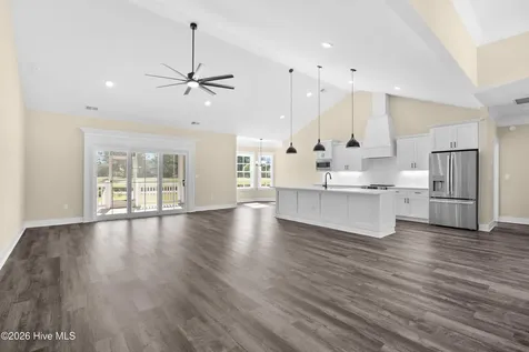 9379 Old Salem Way NW Calabash NC 28467