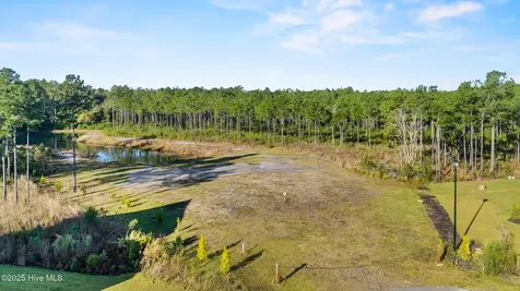 97 Keeneland Court Rocky Point NC 28457