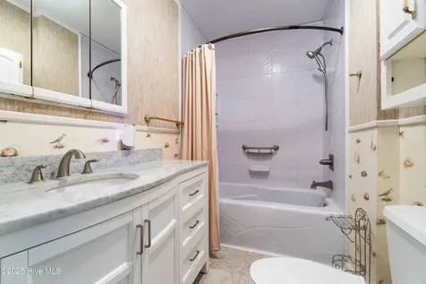 349 Creek Place Road Arapahoe NC 28510