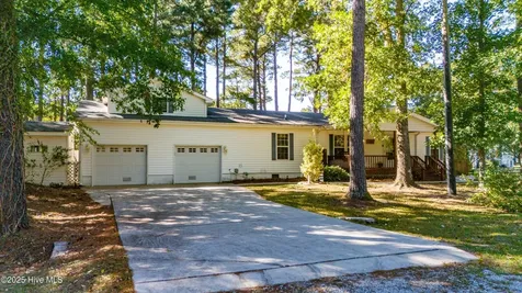 349 Creek Place Road Arapahoe NC 28510