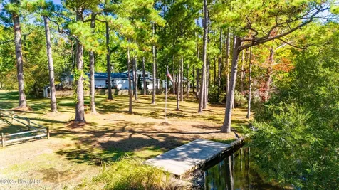 349 Creek Place Road Arapahoe NC 28510