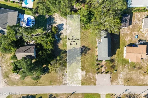 607 Burrington Avenue Southport NC 28461