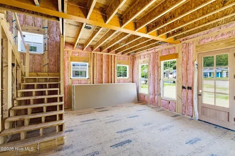 607 Burrington Avenue Southport NC 28461