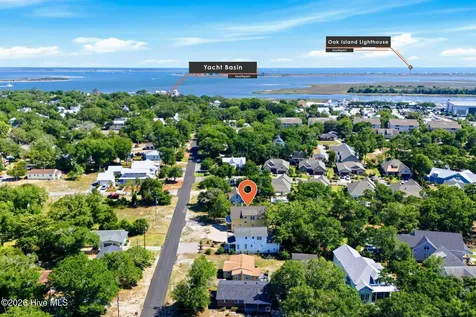 607 Burrington Avenue Southport NC 28461