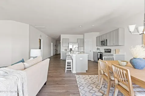 1136 Garland Lake Circle SW Supply NC 28462