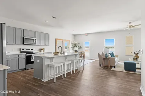 1136 Garland Lake Circle SW Supply NC 28462