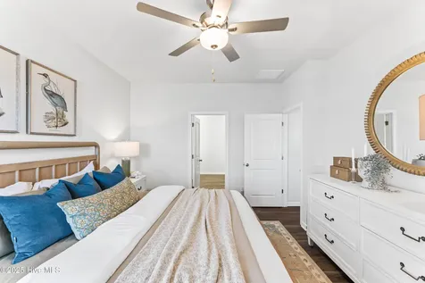 1136 Garland Lake Circle SW Supply NC 28462