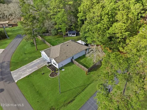 430 Ellis Road SE Bolivia NC 28422