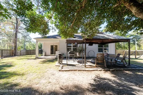 430 Ellis Road SE Bolivia NC 28422