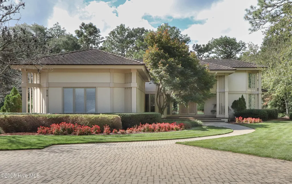 310 Inverrary Road Pinehurst NC 28374