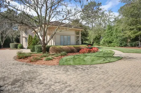 310 Inverrary Road Pinehurst NC 28374