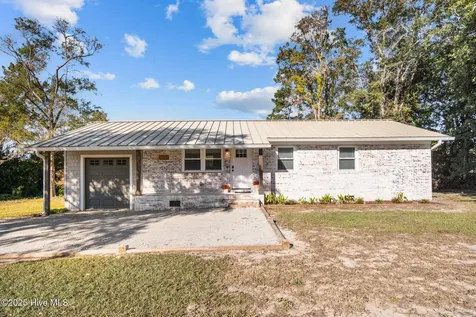 2037 Oxpen Road SW Supply NC 28462