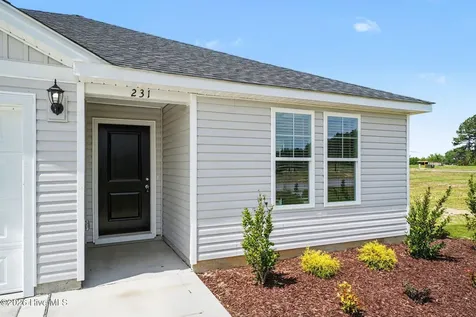 231 Tuscarora Drive La Grange NC 28551