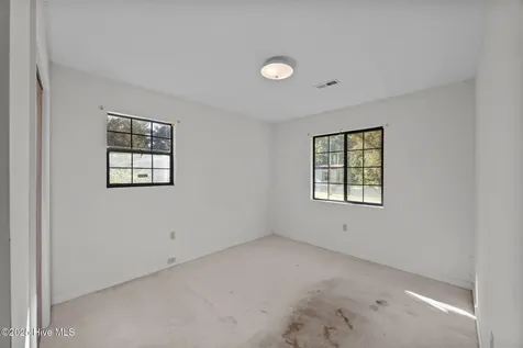 148 Payton Lane Pollocksville NC 28573