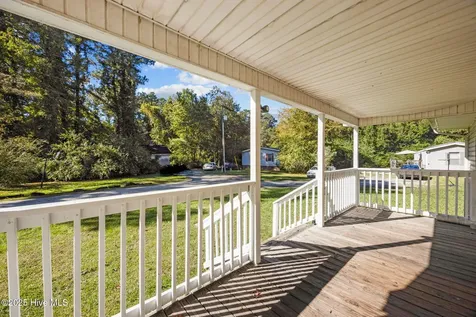 148 Payton Lane Pollocksville NC 28573