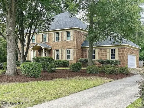 703 Daventry Drive Greenville NC 27858