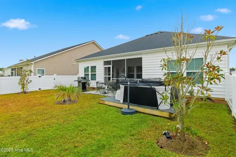 8866 Mobile Avenue NW Calabash NC 28467