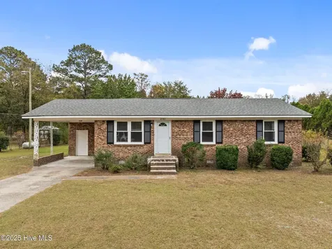 2581 Pocosin Road Ayden NC 28513