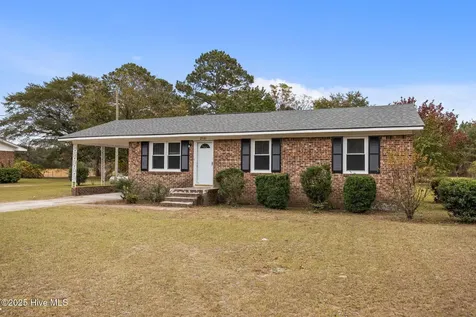 2581 Pocosin Road Ayden NC 28513