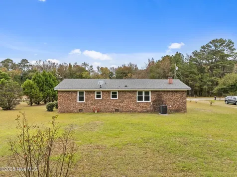 2581 Pocosin Road Ayden NC 28513