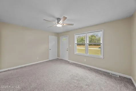 2581 Pocosin Road Ayden NC 28513