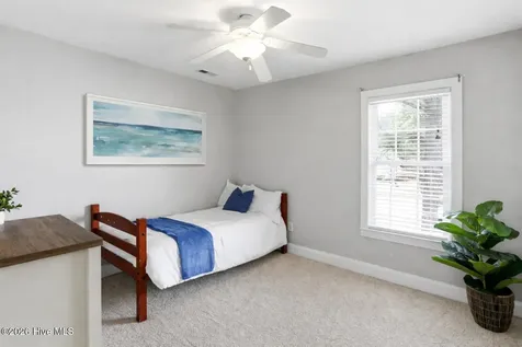 109 Forest Lane Swansboro NC 28584