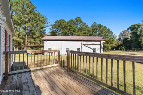 1445 Old Stage Road Riegelwood NC 28456