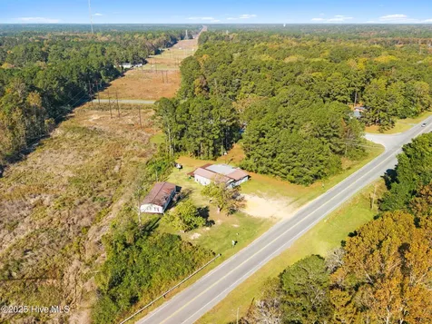 1445 Old Stage Road Riegelwood NC 28456