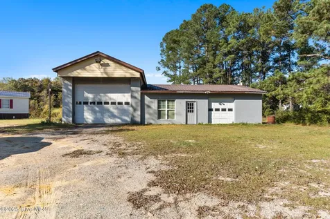1445 Old Stage Road Riegelwood NC 28456
