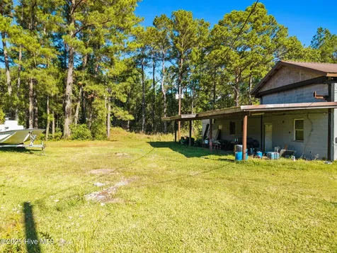 1445 Old Stage Road Riegelwood NC 28456