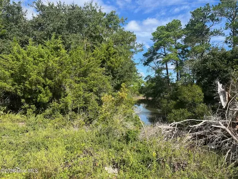 157 Sunrise Drive Beaufort NC 28516