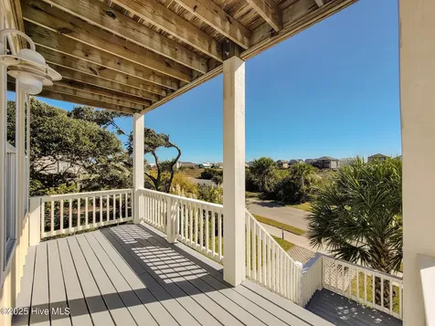 125 S Boca Bay Lane Surf City NC 28445