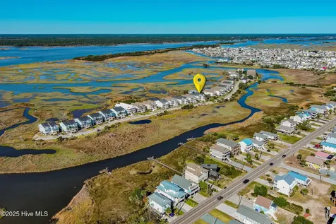 125 S Boca Bay Lane Surf City NC 28445
