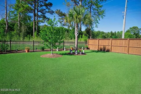 205 Ocean Pointe Boulevard SE Bolivia NC 28422