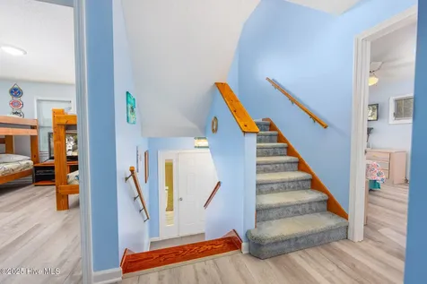 1037 Hampton Street Corolla NC 27927