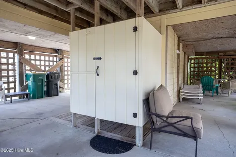 1037 Hampton Street Corolla NC 27927