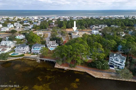 1037 Hampton Street Corolla NC 27927