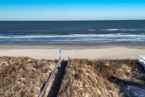 1037 Hampton Street Corolla NC 27927