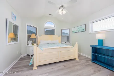 1037 Hampton Street Corolla NC 27927