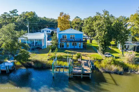 544 Little Kinston Road Surf City NC 28455