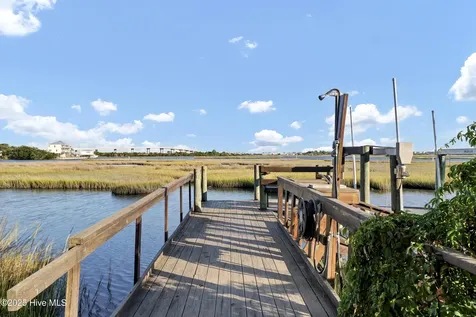 544 Little Kinston Road Surf City NC 28455