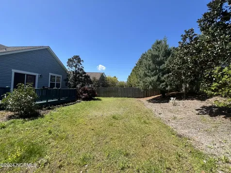 1211 Daisy Court Holly Ridge NC 28445