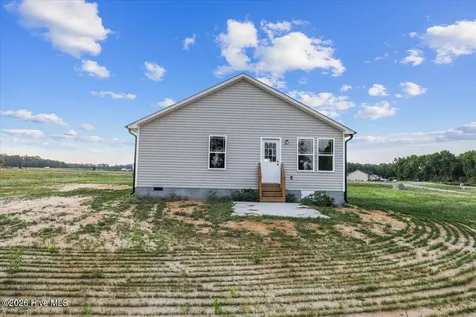 52 Grace Pond Avenue Benson NC 27504