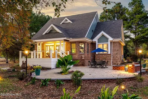 112 Cedar Court Wallace NC 28466