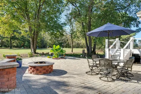 112 Cedar Court Wallace NC 28466