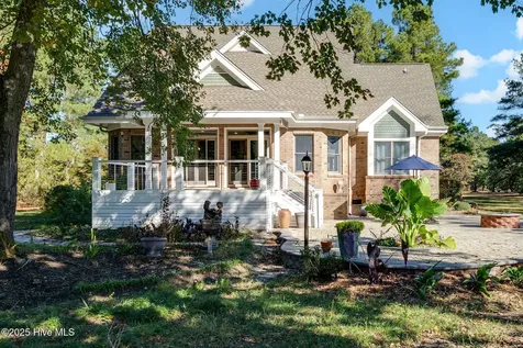 112 Cedar Court Wallace NC 28466